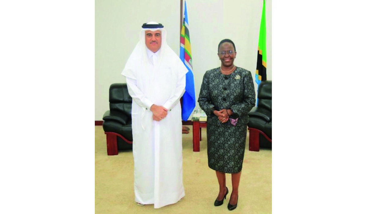 Tanzania's Foreign Affairs minister meets with Qatar's Ambassador